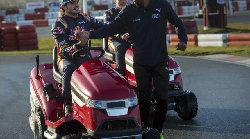 D&uuml;nyanın En Hızlı S&uuml;r&uuml;c&uuml;leri Wings For Life D&uuml;nya Koşusu İ&ccedil;in Direksiyona Ge&ccedil;iyor