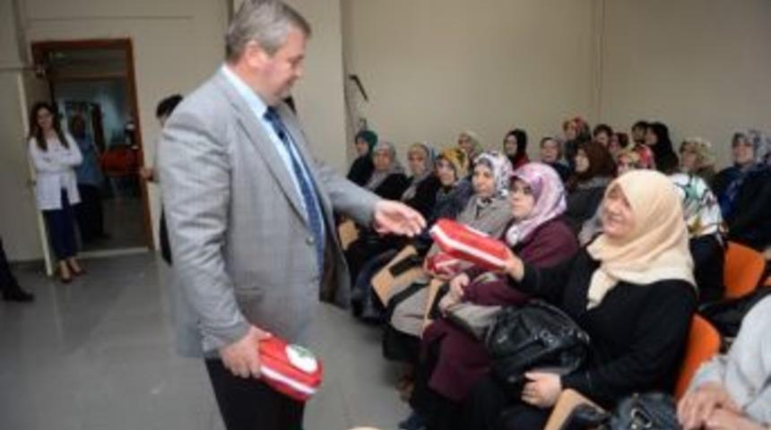 Osmangazi&rsquo;den Kadınlara İlk Yardım &Ccedil;antası