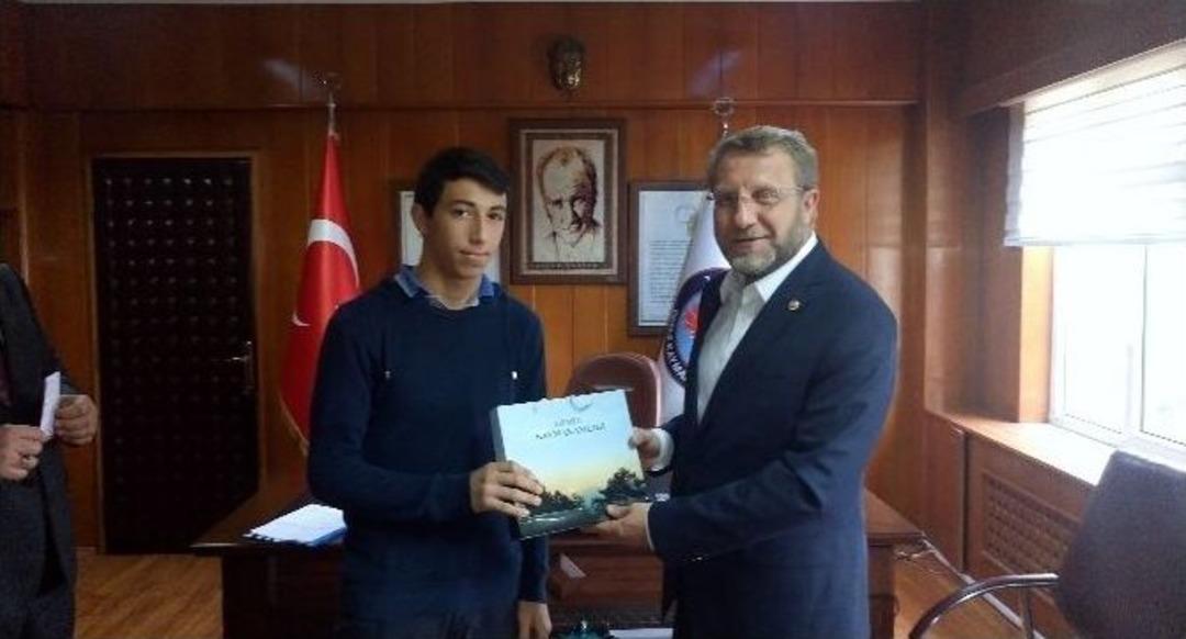 Milletvekili Ahmet Tan: Ahlaklı Ve Eğitimli Gen&ccedil;lerle Hedefe Daha &Ccedil;abuk Ulaşırız