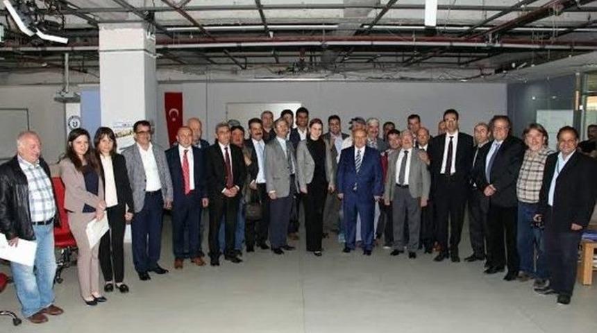 Aydın&rsquo;da Gazeteciler Basın Kartı Konusunda Bilgilendirildi