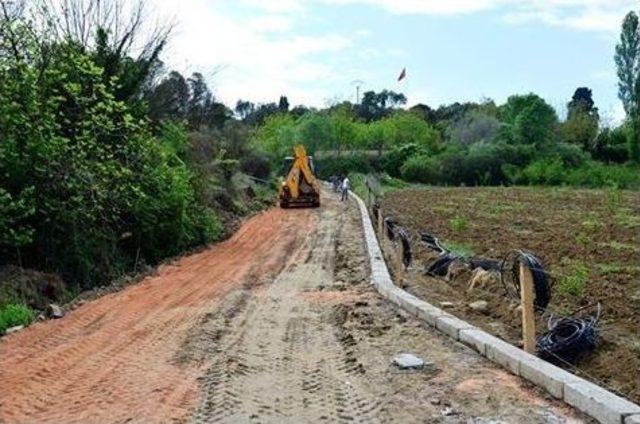 Lapseki’de İki Alatlı Şehitliğine Parke Yol