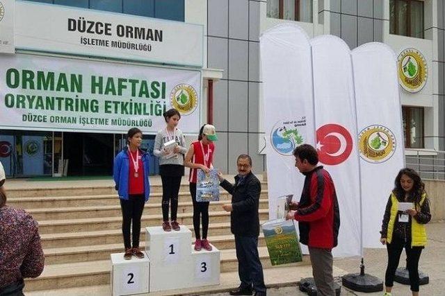 Düzce’de Oryantiring Yarışları Nefes Kesti