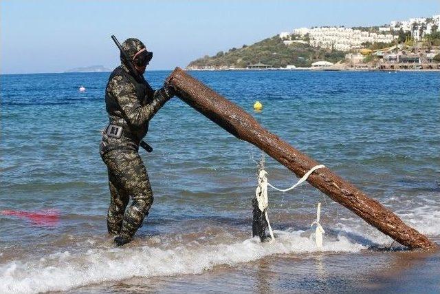 Deniz Dibi Temizliği Kadıkalesi’nde Devam Etti