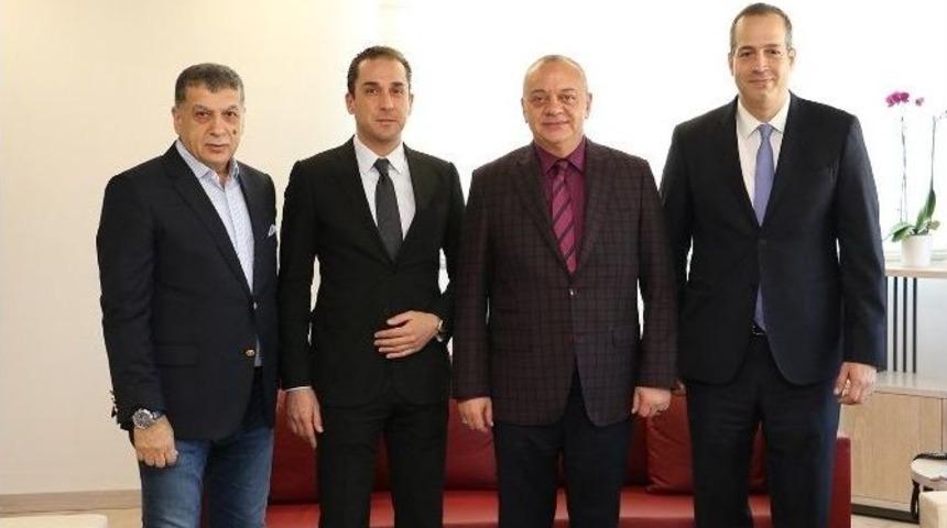 İzmir &Ouml;zel T&uuml;rk Koleji&rsquo;nden Başkan Erg&uuml;n&rsquo;e Ziyaret