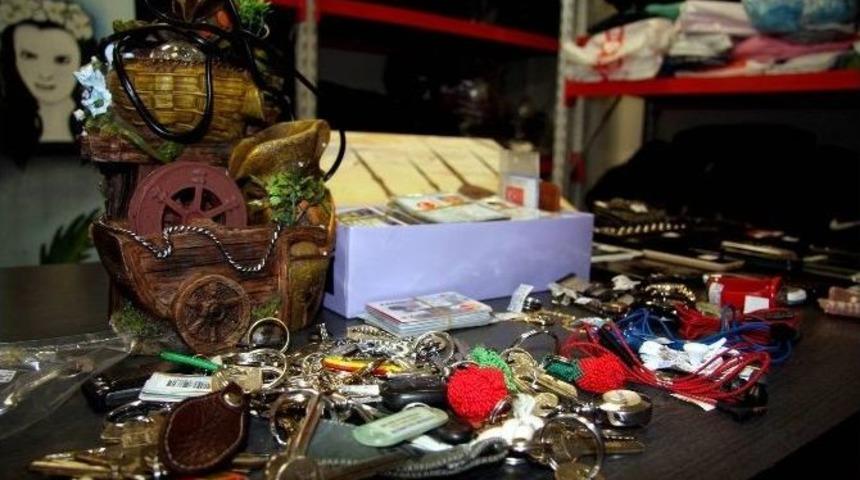 (&ouml;zel Haber) Metroda, Bisikletten Takma Dişe Kadar Her Şey Unutuluyor