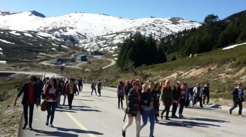 Başarılı 171 &Ouml;ğrencinin Gezisi Devam Ediyor