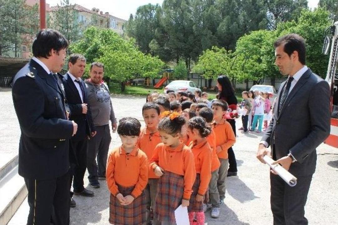 Minik &Ouml;ğrencilerden Emniyet M&uuml;d&uuml;rl&uuml;ğ&uuml;&rsquo;ne Ziyaret