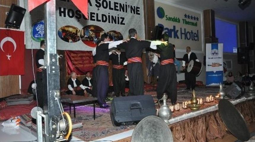 Sandıklı Yaren Ş&ouml;leninde Urfa Ve Elazığ R&uuml;zgarı Esti