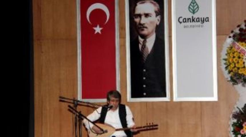 Gurbetten Gelen Ezgiler &Ccedil;sm&rsquo;de Yankılandı