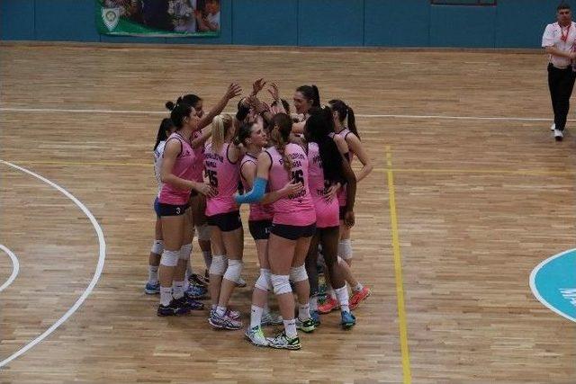 Sultanlar Play-off’a Veda Etti