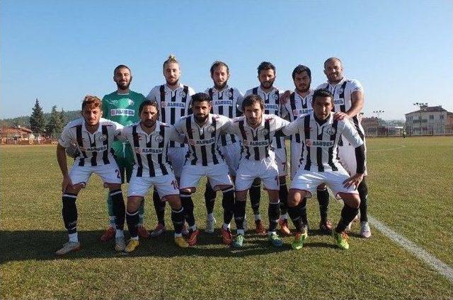 İl Özel İdarespor Burhaniye Deplasmanından Puansız Döndü