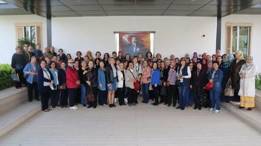 Akhisarlı Kadınlar Manisa&rsquo;yı Gezdi