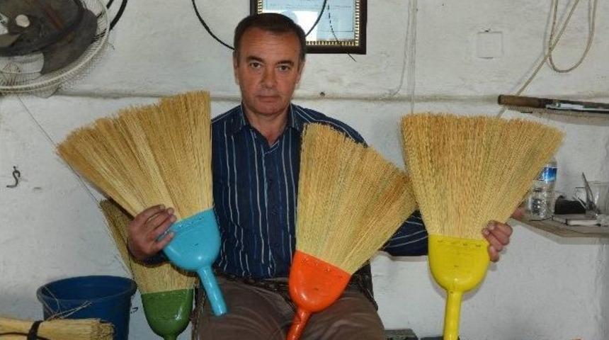 Hedefi T&uuml;rkiye&rsquo;yi S&uuml;p&uuml;rmek