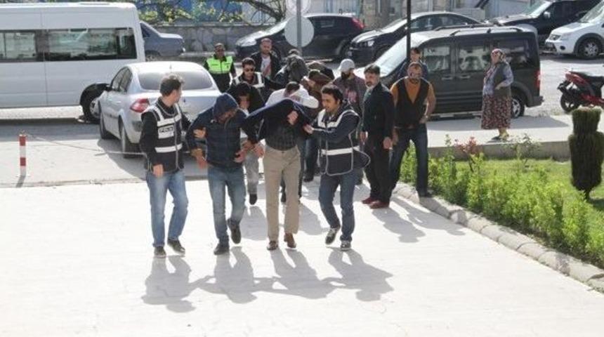 Muğla&rsquo;daki G&ouml;&ccedil;men Ka&ccedil;ak&ccedil;ılığı Operasyonu