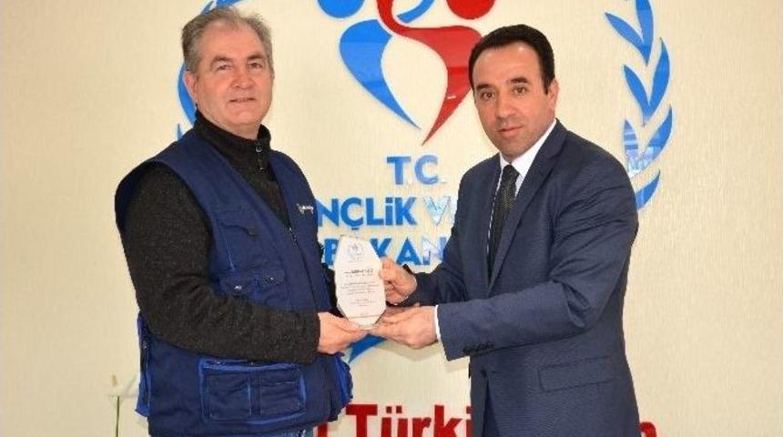 Trap Yarışmasından Birincilik Kupası İle D&ouml;nd&uuml;