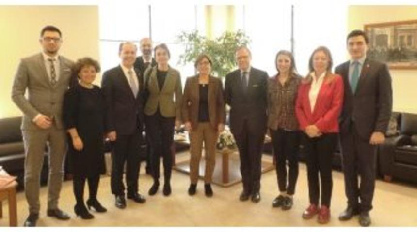 İtalyanlar Bursa Markalarını Bekliyor