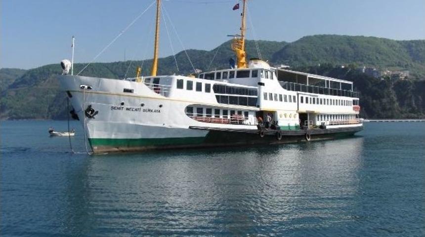 40 Yıllık Vapur Artık Amasra Turizmine Hizmet Verecek
