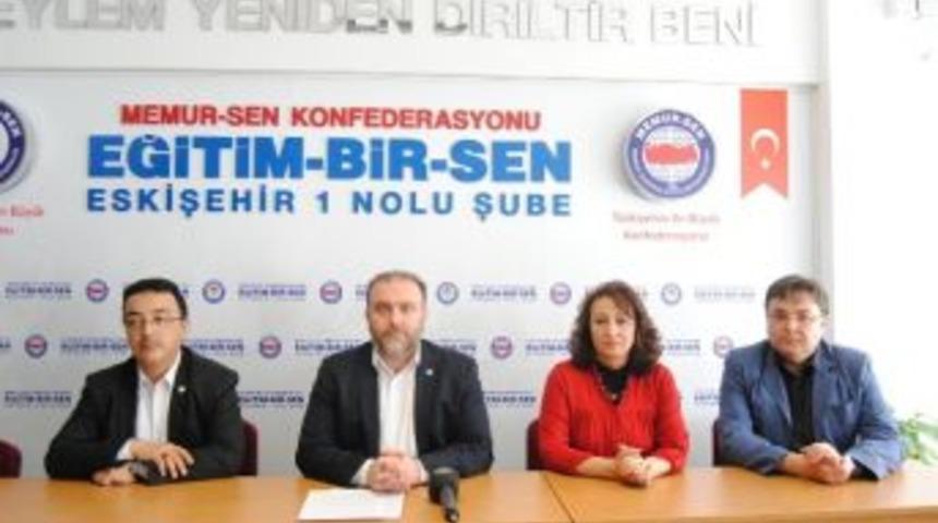 İlksan Se&ccedil;imlerini Boykot Ettiler