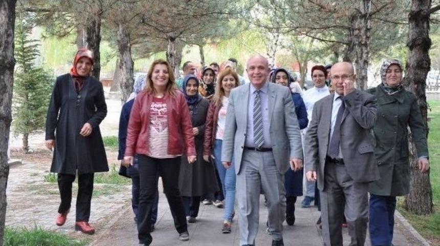 Yerk&ouml;y Ve Sorgun&rsquo;da Salıklı Yaşam Y&uuml;r&uuml;y&uuml;ş&uuml; D&uuml;zenlendi