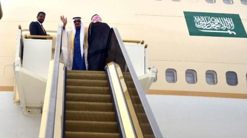Suudi Kral T&uuml;rkiye&rsquo;den Ayrıldı