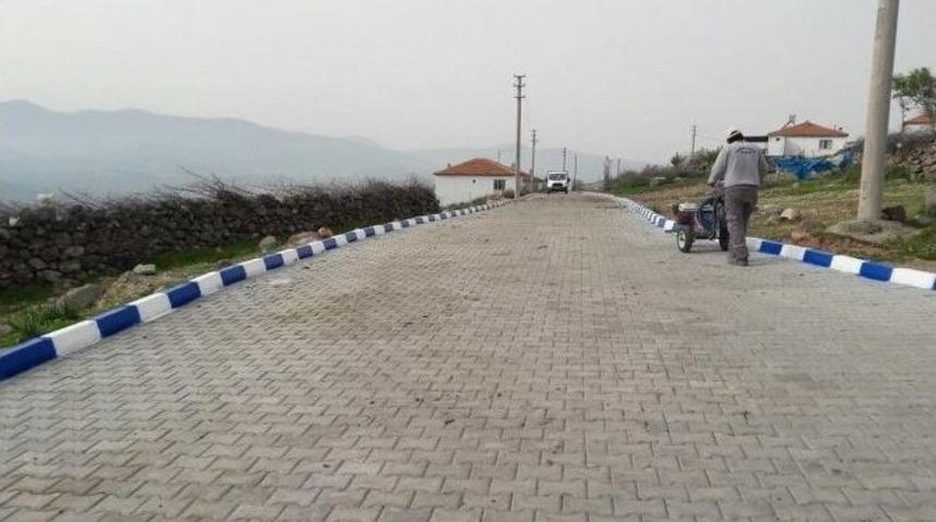 Yunusemre’de Kaldırım Ve Trafolar Renkleniyor