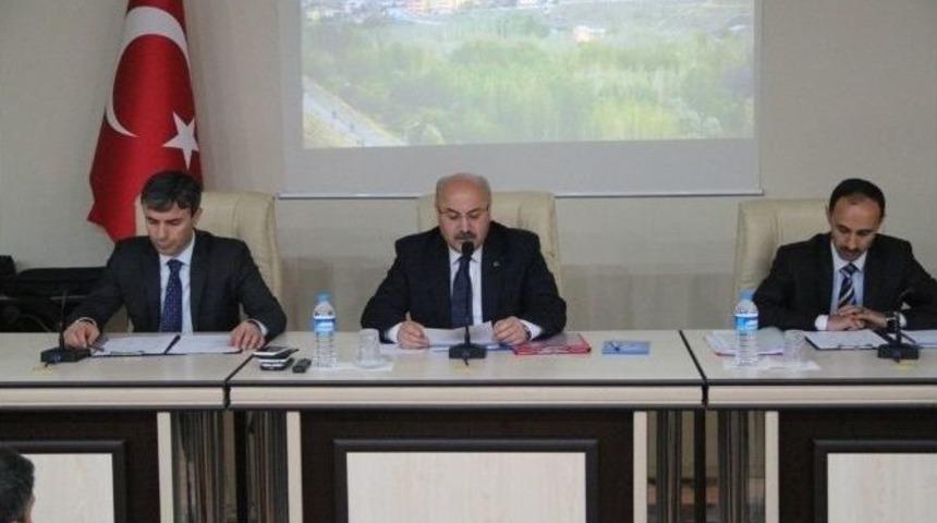 2016 Yılı B&uuml;t&ccedil;esi 4 Milyar 552 Milyon