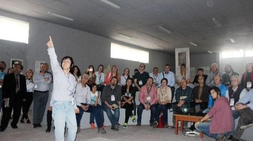 Turizm Rehberleri, Taşk&ouml;pr&uuml;&rsquo;yi Gezdi