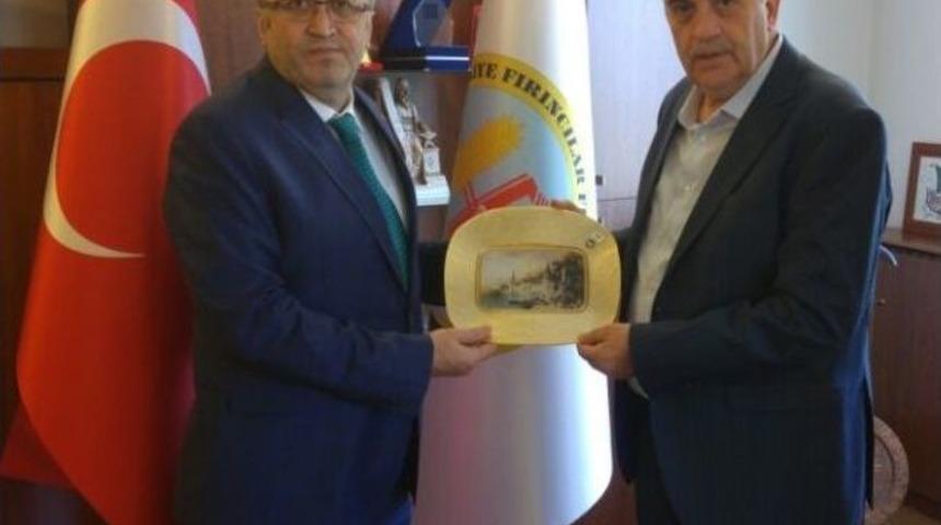 Başkan To&ccedil;oğlu 5. Yerel Y&ouml;netimler Sempozyumuna Katıldı