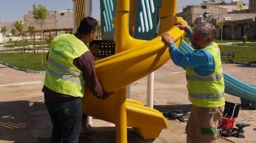Haliliye&rsquo;de Parklardaki Oyun Grupları Yenileniyor