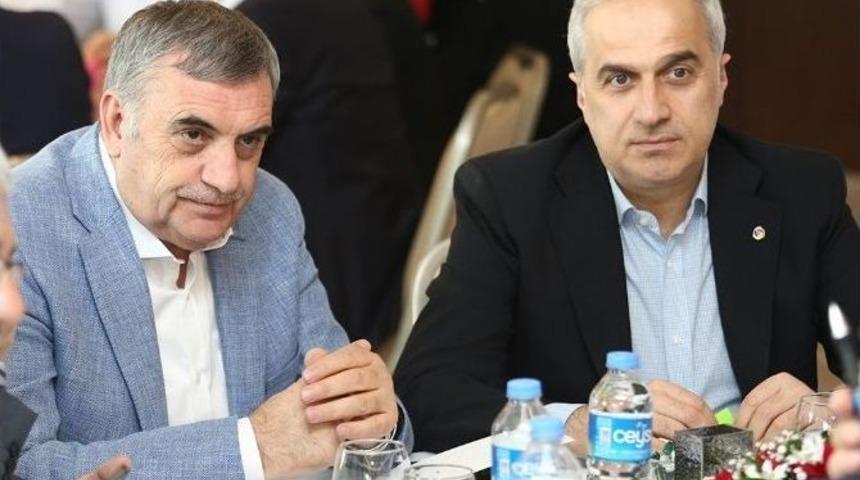 Başkan To&ccedil;oğlu 2. El Oto Galericilerin Sitesi Projesi İle İlgili Konuştu