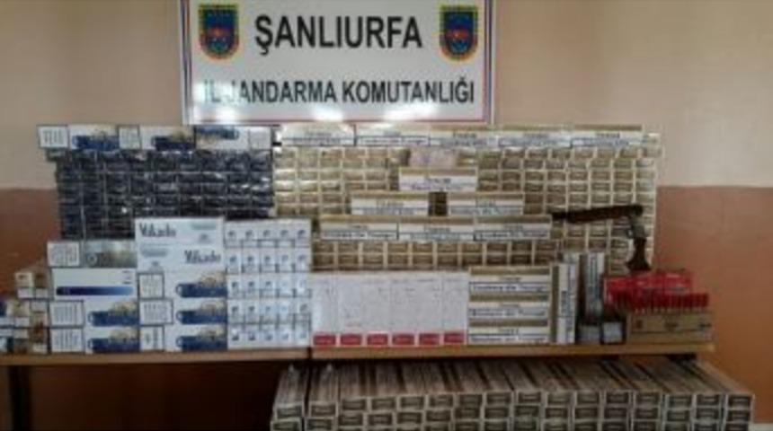 Şanlıurfa’da Kaçak Sigara Ve Uyuşturucu Hap Ele Geçirildi