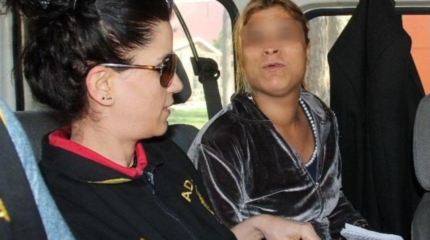 İlişki Vaadiyle Kandırdığı S&uuml;r&uuml;c&uuml;y&uuml; Gasp Etti, Tutuklandı