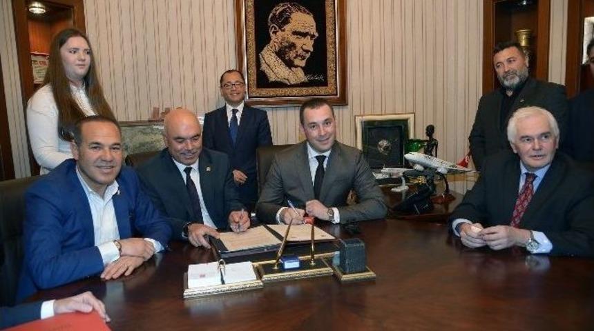 Adana Ve Karadağ Arasında Kardeşlik Köprüsü