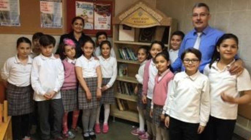 Ahmed Yesevi Kitaplıkları Okullarda Yerini Aldı