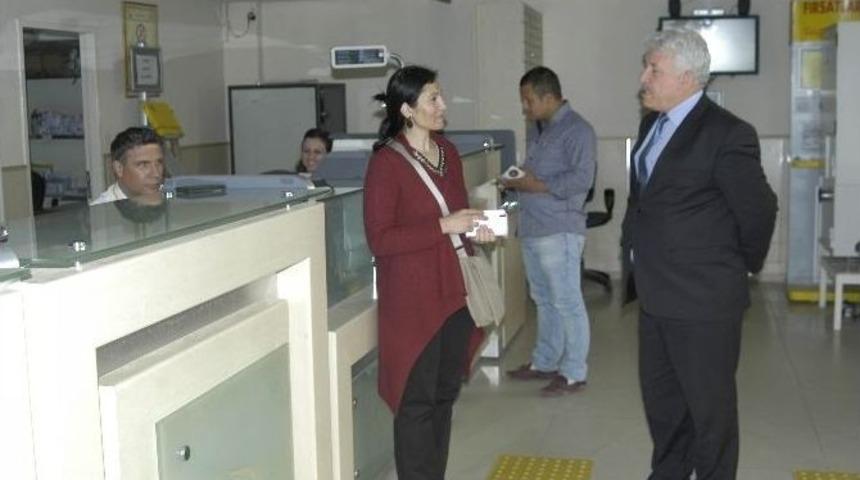 Başm&uuml;d&uuml;r Cafer Ersoy, Malkara Postanesini Denetledi