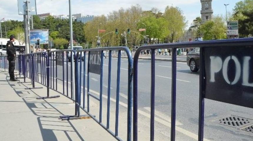 İslam D&uuml;nyası Liderlerinin Namaz Kılacağı Camide Yoğun G&uuml;venlik &Ouml;nlemi