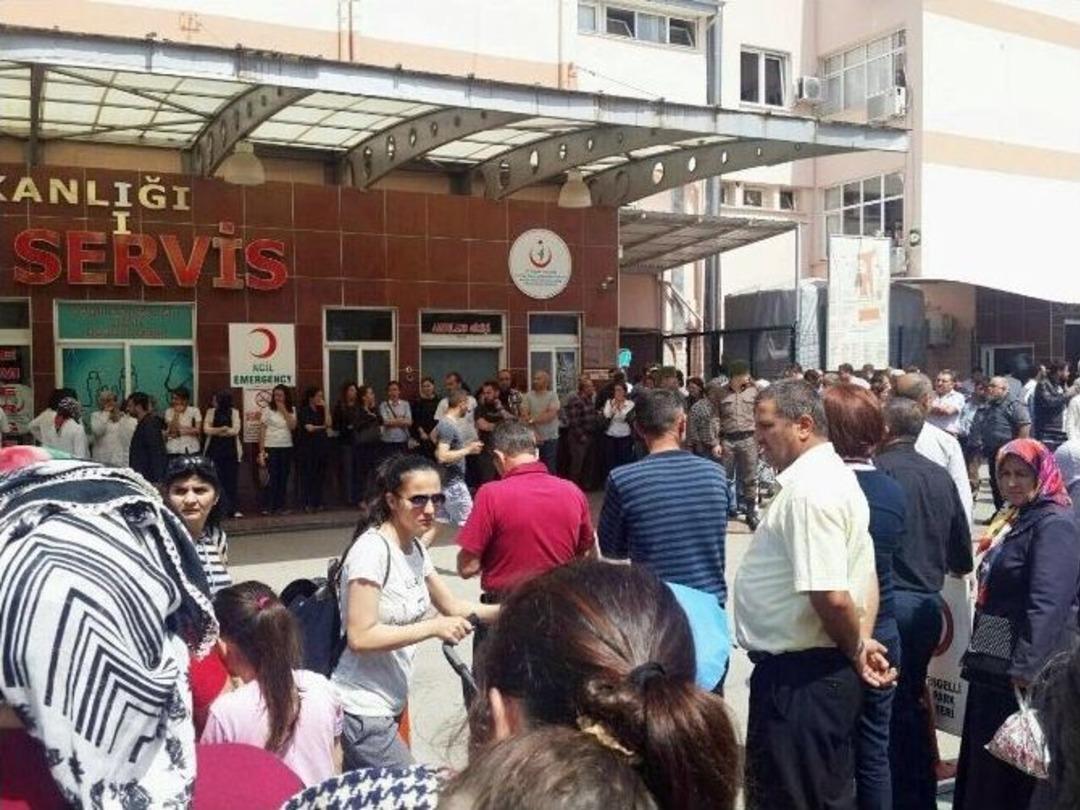 Ketem Ekibi Kaza Yaptı: 1 Hemşire &Ouml;ld&uuml;, 3 Kişi Yaralandı