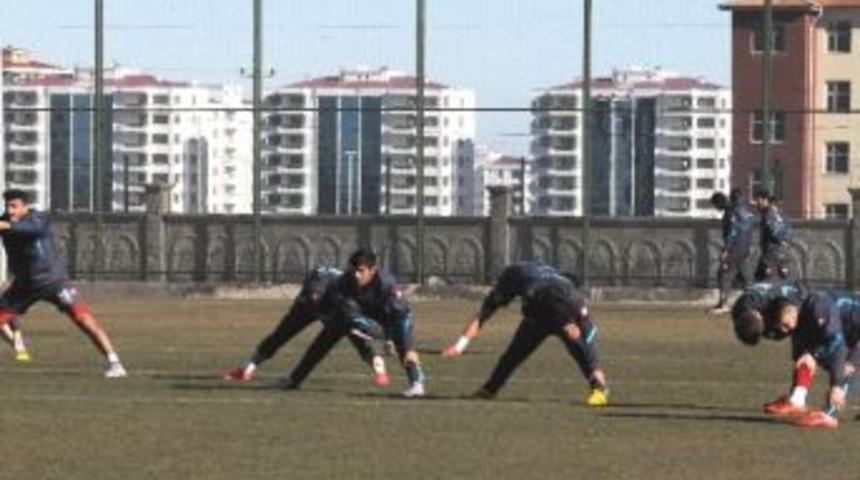 Amed Sportif Faaliyetler Play-off İ&ccedil;in Kazanmak İstiyor