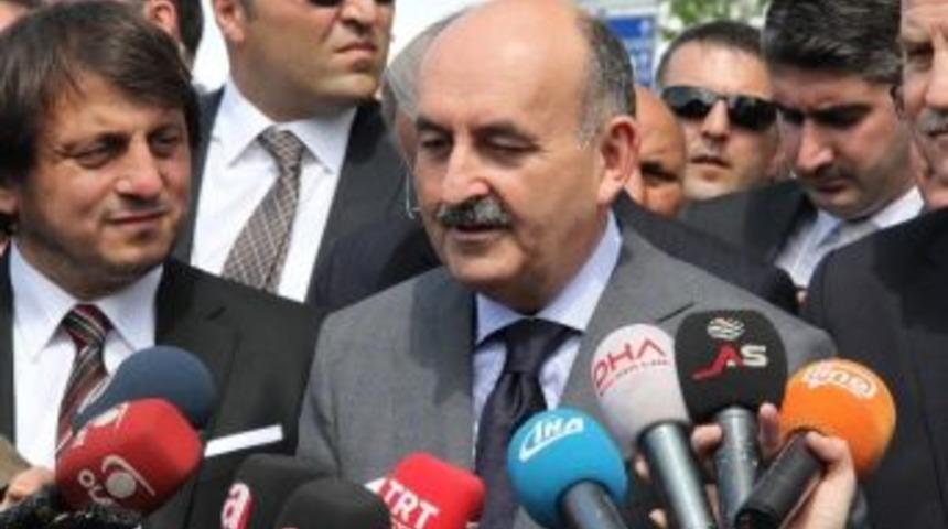 M&uuml;ezzinoğlu&rsquo;ndan Sigarada Siyah Paket Uygulaması A&ccedil;ıklaması