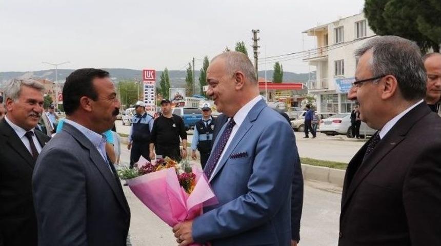 Selendi&rsquo;de Asfalt Sezonu A&ccedil;ıldı