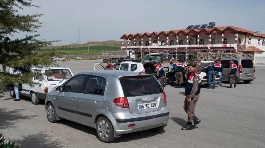 Sungurlu&rsquo;da Polis Ve Jandarmadan Ortak Asayiş Uygulaması