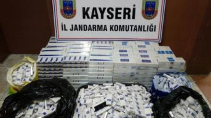 Jandarma Yolcu Treninde Sigara Ka&ccedil;ak&ccedil;ılığına Ge&ccedil;it Vermedi