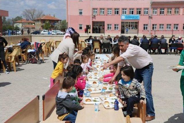 Boğazlıyan Şehit Polis Mustafa Erdoğan Anaokulu Polisleri Unutmadı