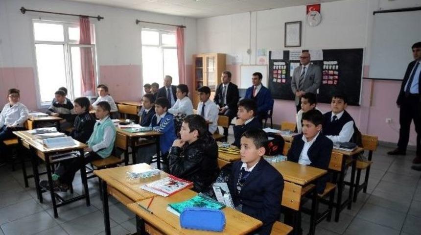 Minik &Ouml;ğrencilere Diş Sağlığı Anlatıldı