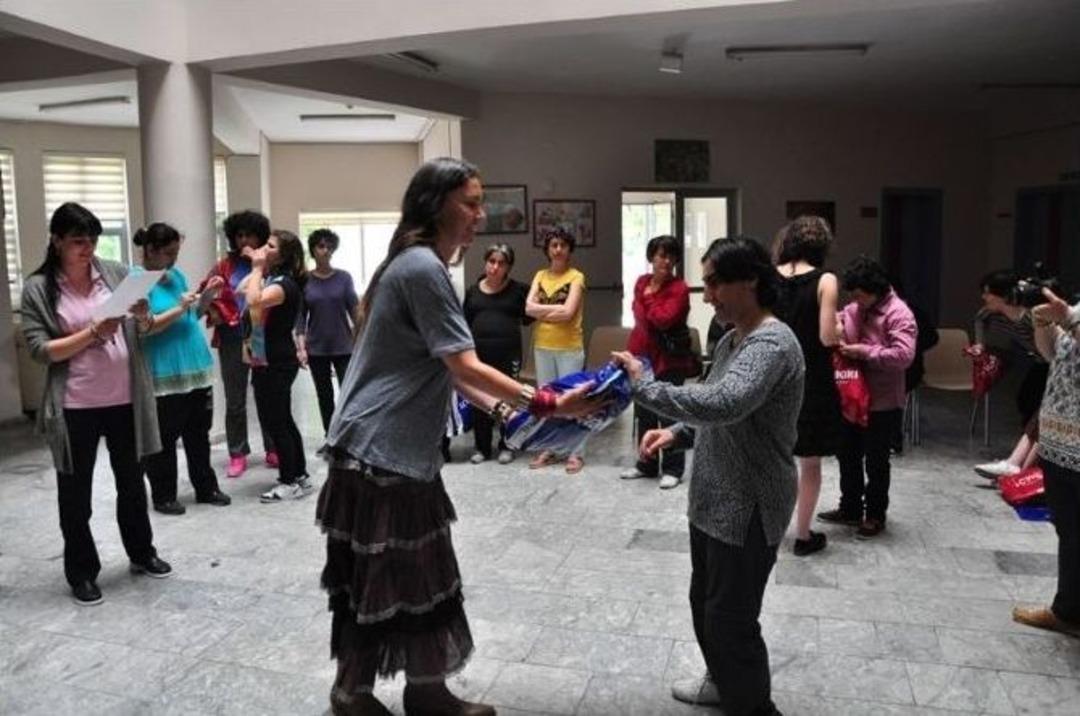 Eski Manken Merve İldeniz&rsquo;den Engellilere Jest