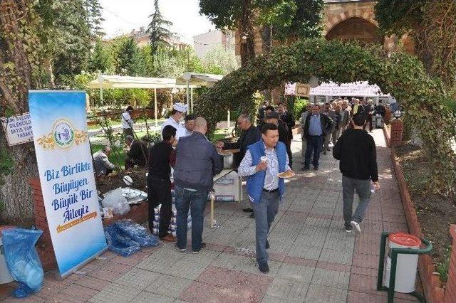 Bozüyük’te Kutlu Doğum Aşı Dağıtıldı