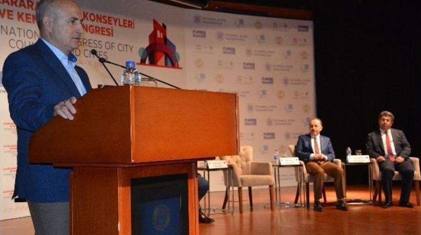 Başkan Akg&uuml;n: &ldquo;m&uuml;lteciler İ&ccedil;in Eğitim Şart&rdquo;