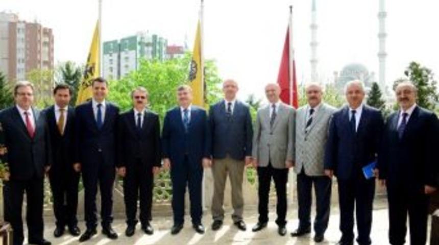 Turizm Altyapısını G&uuml;&ccedil;lendirmeliyiz