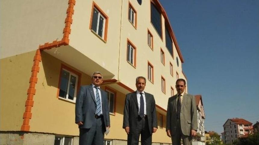 Başkan Akkaya Hafızlık Kız Kuran Kursu İnşaatını Gezdi