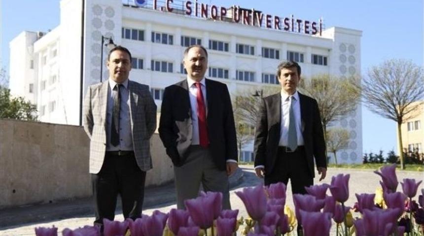 Sinop &Uuml;niversitesi&rsquo;nde Lale Devri